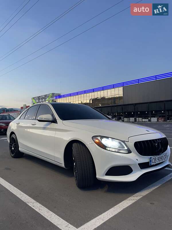 Седан Mercedes-Benz C-Class 2015 в 