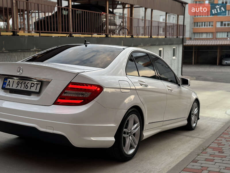 Седан Mercedes-Benz C-Class 2013 в Белой Церкви