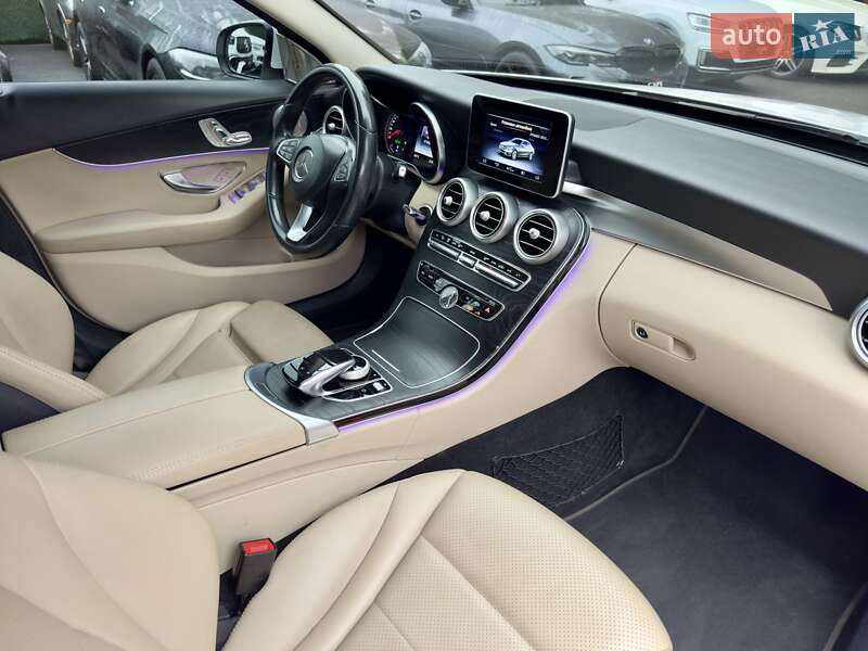 Седан Mercedes-Benz C-Class 2016 в Києві