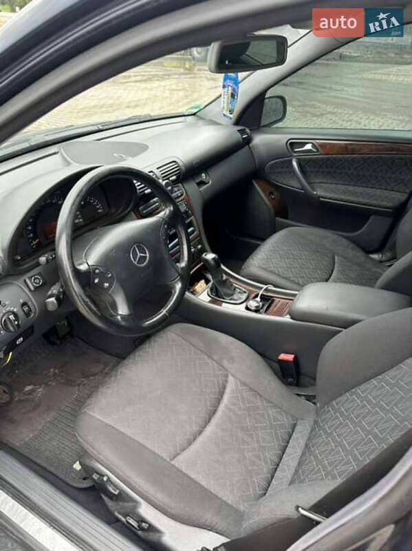 Седан Mercedes-Benz C-Class 2001 в Львове