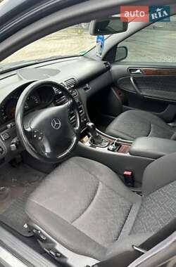 Седан Mercedes-Benz C-Class 2001 в 