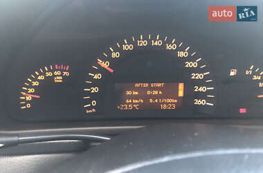 Седан Mercedes-Benz C-Class 2003 в 