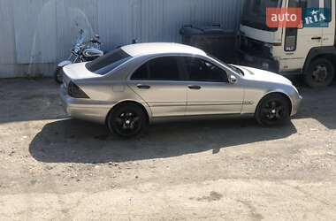 Седан Mercedes-Benz C-Class 2003 в 