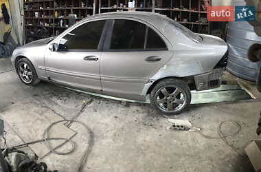 Седан Mercedes-Benz C-Class 2003 в 
