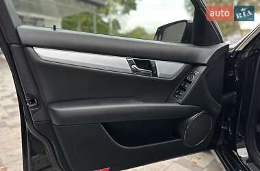 Универсал Mercedes-Benz C-Class 2012 в 