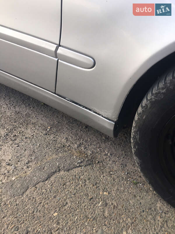 Купе Mercedes-Benz C-Class 2001 в Ивано-Франковске