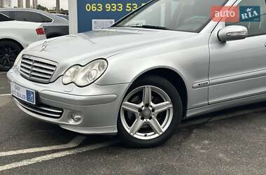 Седан Mercedes-Benz C-Class 2007 в 