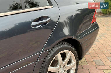 Седан Mercedes-Benz C-Class 2001 в 