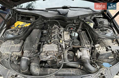 Седан Mercedes-Benz C-Class 2001 в 