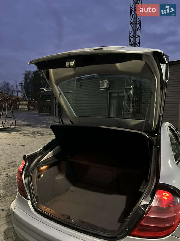 Купе Mercedes-Benz C-Class 2001 в Івано-Франківську