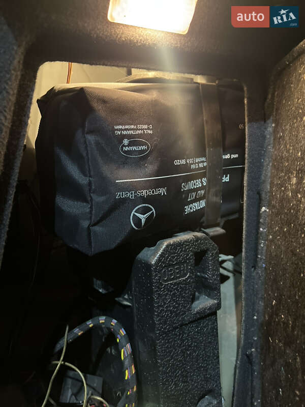 Купе Mercedes-Benz C-Class 2001 в Івано-Франківську