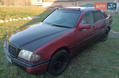 Седан Mercedes-Benz C-Class 1994 в Кельменцах
