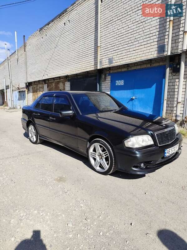 Седан Mercedes-Benz C-Class 1999 в Днепре
