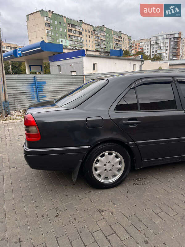 Mercedes-Benz C-Class 1997