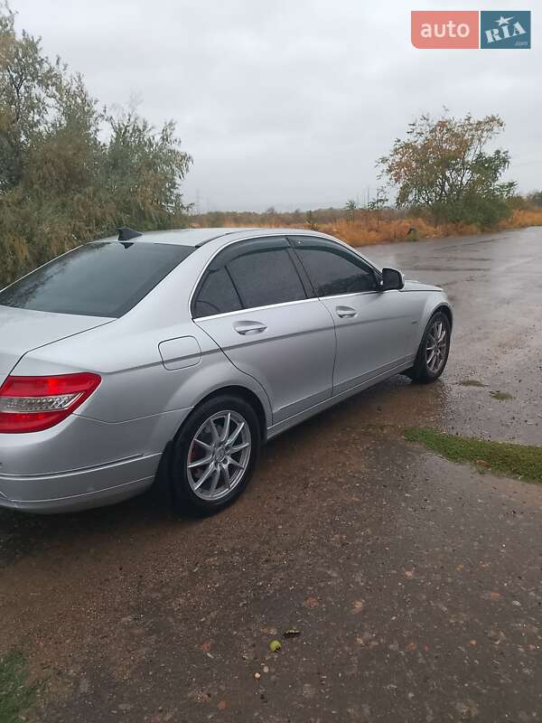 Седан Mercedes-Benz C-Class 2007 в Одесі