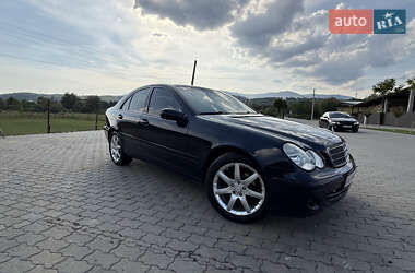 Седан Mercedes-Benz C-Class 2000 в 