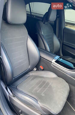 Седан Mercedes-Benz C-Class 2021 в 