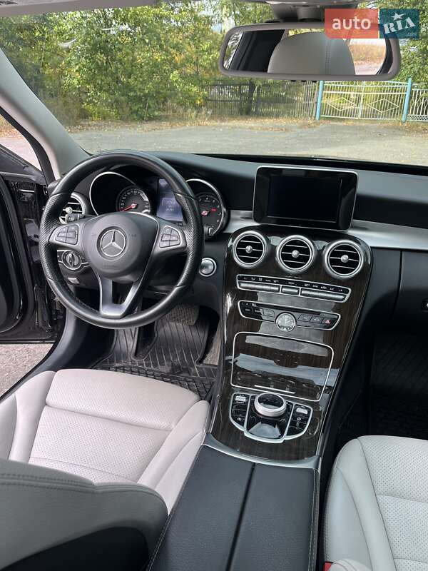 Седан Mercedes-Benz C-Class 2017 в Харькове фото 10 Седан Mercedes-Benz C-Class 2017 в Харькове