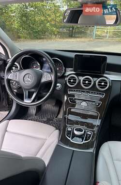 Седан Mercedes-Benz C-Class 2017 в 