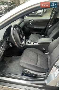 Седан Mercedes-Benz C-Class 2007 в 