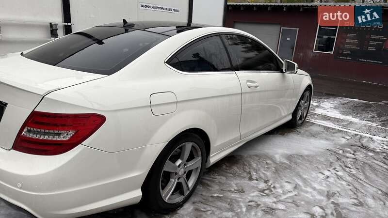 Купе Mercedes-Benz C-Class 2012 в Києві фото 3 Купе Mercedes-Benz C-Class 2012 в Києві