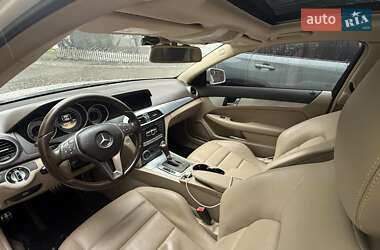 Купе Mercedes-Benz C-Class 2012 в 