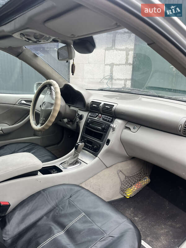 Купе Mercedes-Benz C-Class 2001 в Василькове фото 8 Купе Mercedes-Benz C-Class 2001 в Василькове