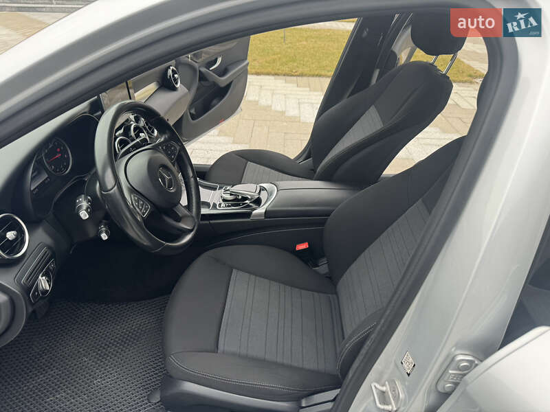 Универсал Mercedes-Benz C-Class 2015 в Житомире