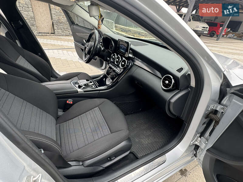 Универсал Mercedes-Benz C-Class 2015 в Житомире