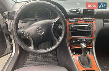 Універсал Mercedes-Benz C-Class 2003 в Києві