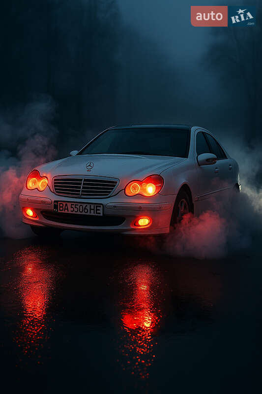 Mercedes-Benz C-Class 2003 Mercedes-Benz C-Class 2003