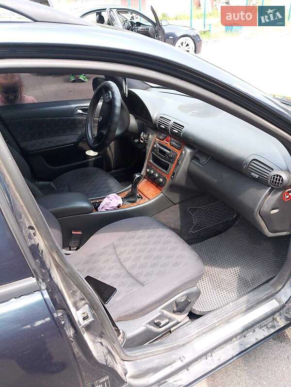 Универсал Mercedes-Benz C-Class 2001 в Коростене фото 5 Универсал Mercedes-Benz C-Class 2001 в Коростене