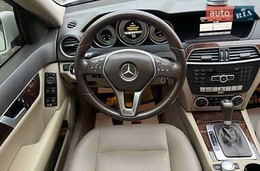 Седан Mercedes-Benz C-Class 2013 в 