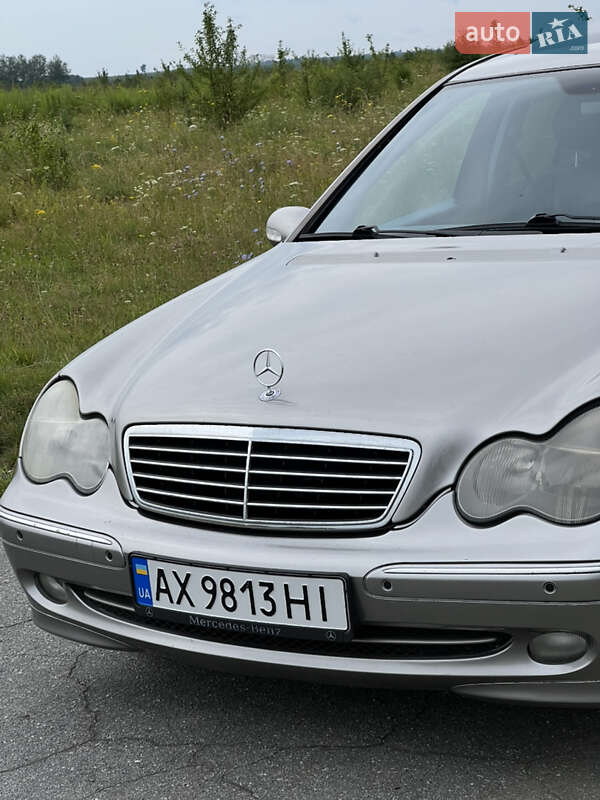 Седан Mercedes-Benz C-Class 2002 в Полонном