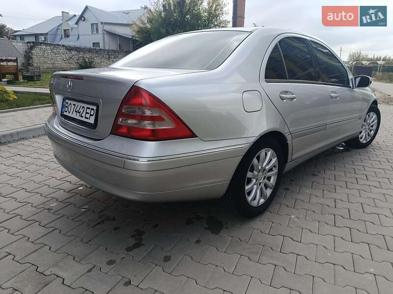 Седан Mercedes-Benz C-Class 2001 в Тернополе
