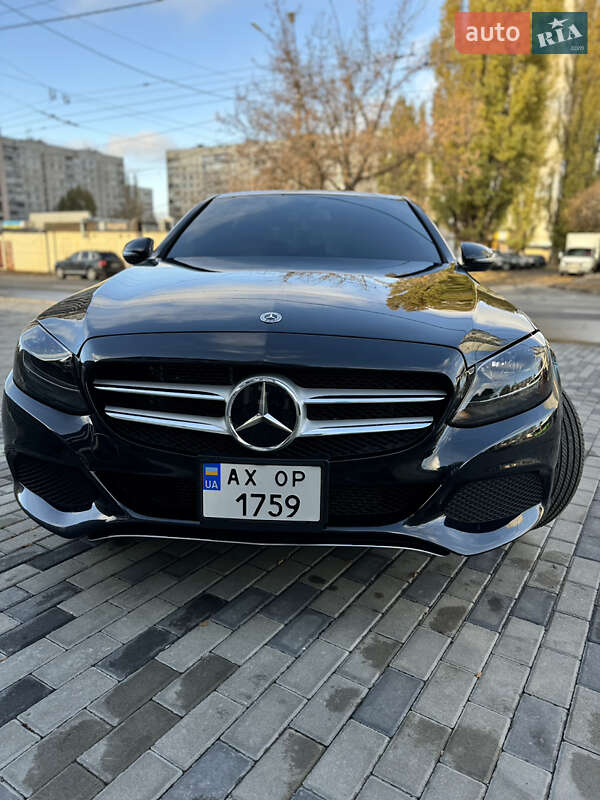 Седан Mercedes-Benz C-Class 2017 в Києві