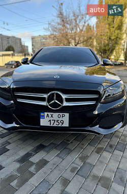 Седан Mercedes-Benz C-Class 2017 в 