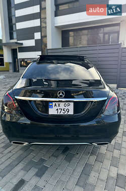 Седан Mercedes-Benz C-Class 2017 в 