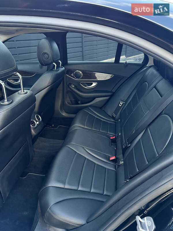 Седан Mercedes-Benz C-Class 2017 в Києві