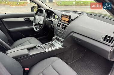 Универсал Mercedes-Benz C-Class 2009 в 