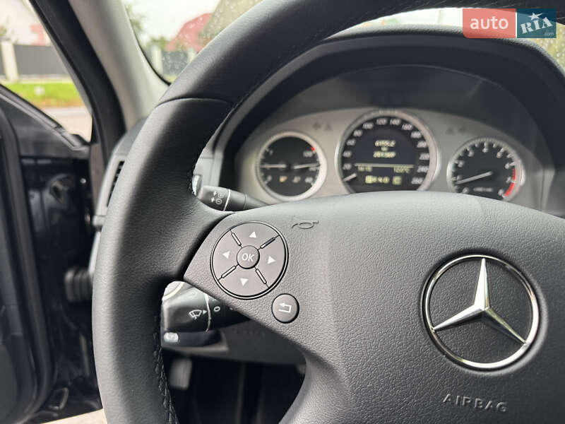 Универсал Mercedes-Benz C-Class 2009 в Виннице
