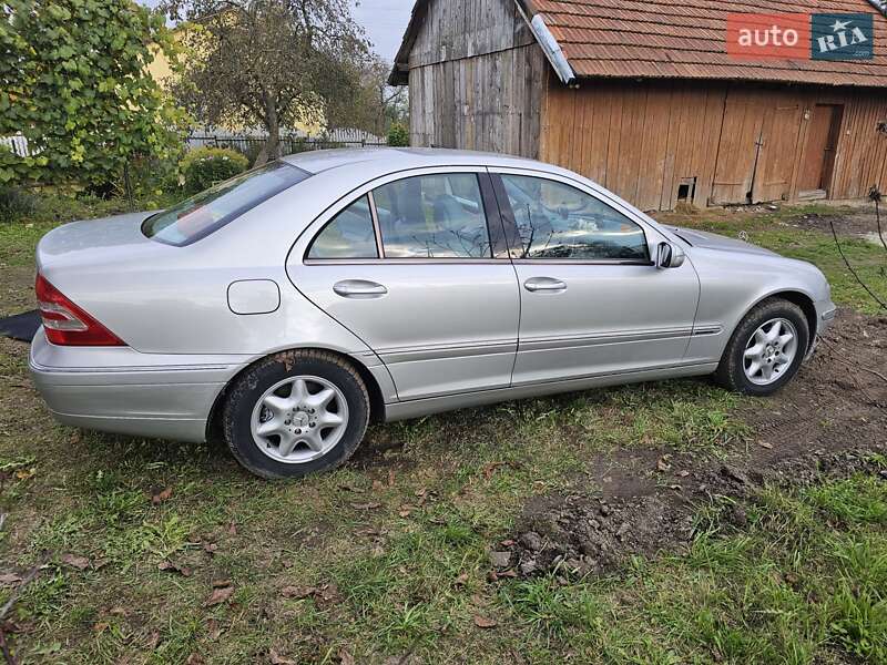Седан Mercedes-Benz C-Class 2003 в Дрогобыче фото 14 Седан Mercedes-Benz C-Class 2003 в Дрогобыче