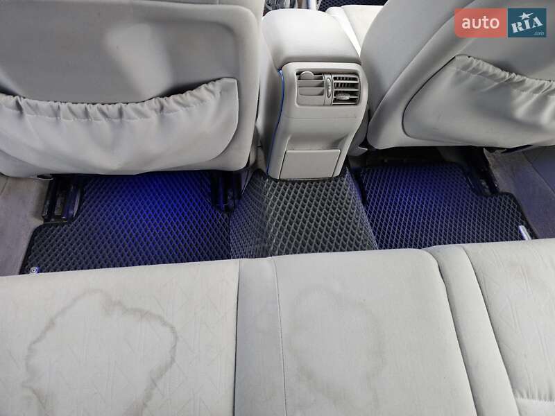 Седан Mercedes-Benz C-Class 2003 в Дрогобыче фото 17 Седан Mercedes-Benz C-Class 2003 в Дрогобыче