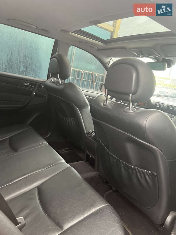 Универсал Mercedes-Benz C-Class 2002 в Кривом Роге