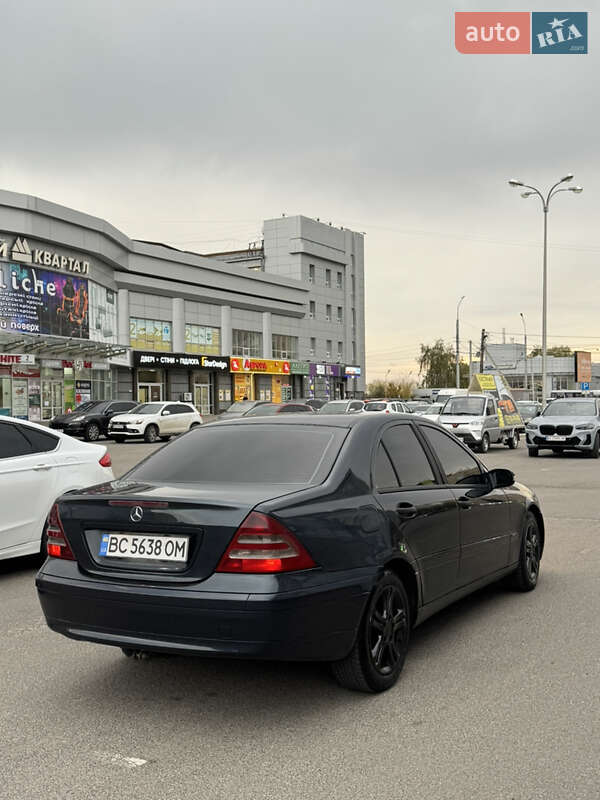 Седан Mercedes-Benz C-Class 2002 в Полтаве
