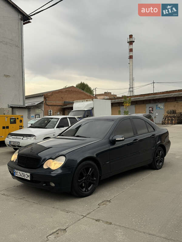 Седан Mercedes-Benz C-Class 2002 в Полтаве