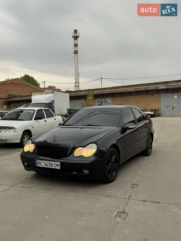 Седан Mercedes-Benz C-Class 2002 в Полтаве
