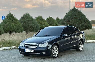 Седан Mercedes-Benz C-Class 2001 в Жовкві