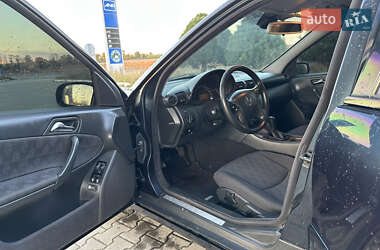 Седан Mercedes-Benz C-Class 2001 в 