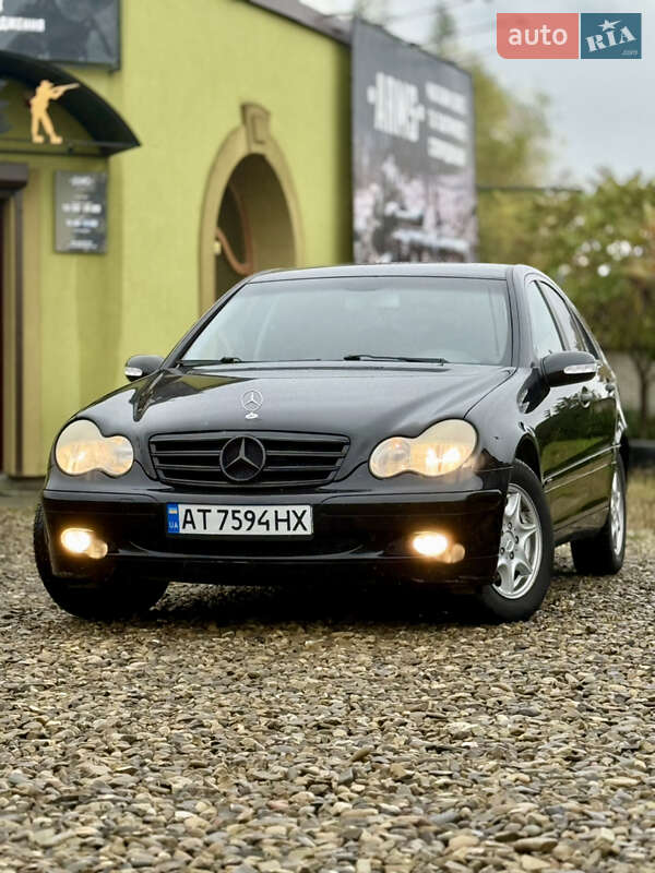 Седан Mercedes-Benz C-Class 2003 в Коломиї